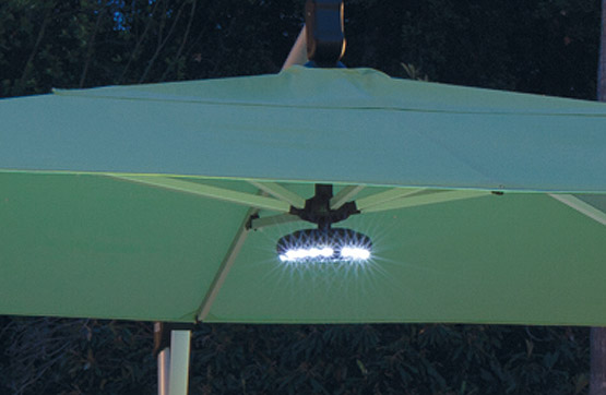 Lumière de parasol jardin DEL avec haut-parleur Bluetooth intégré